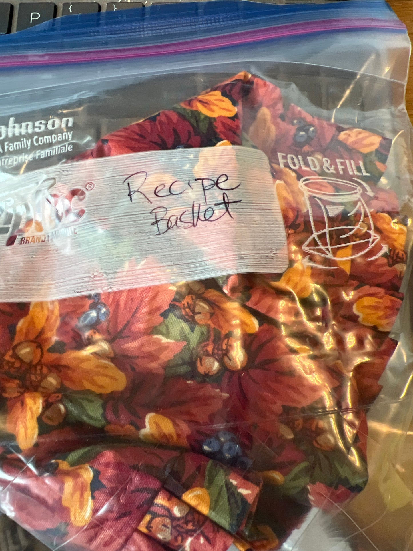 Longaberger Recipe Over the Edge Liner in Fall Foliage