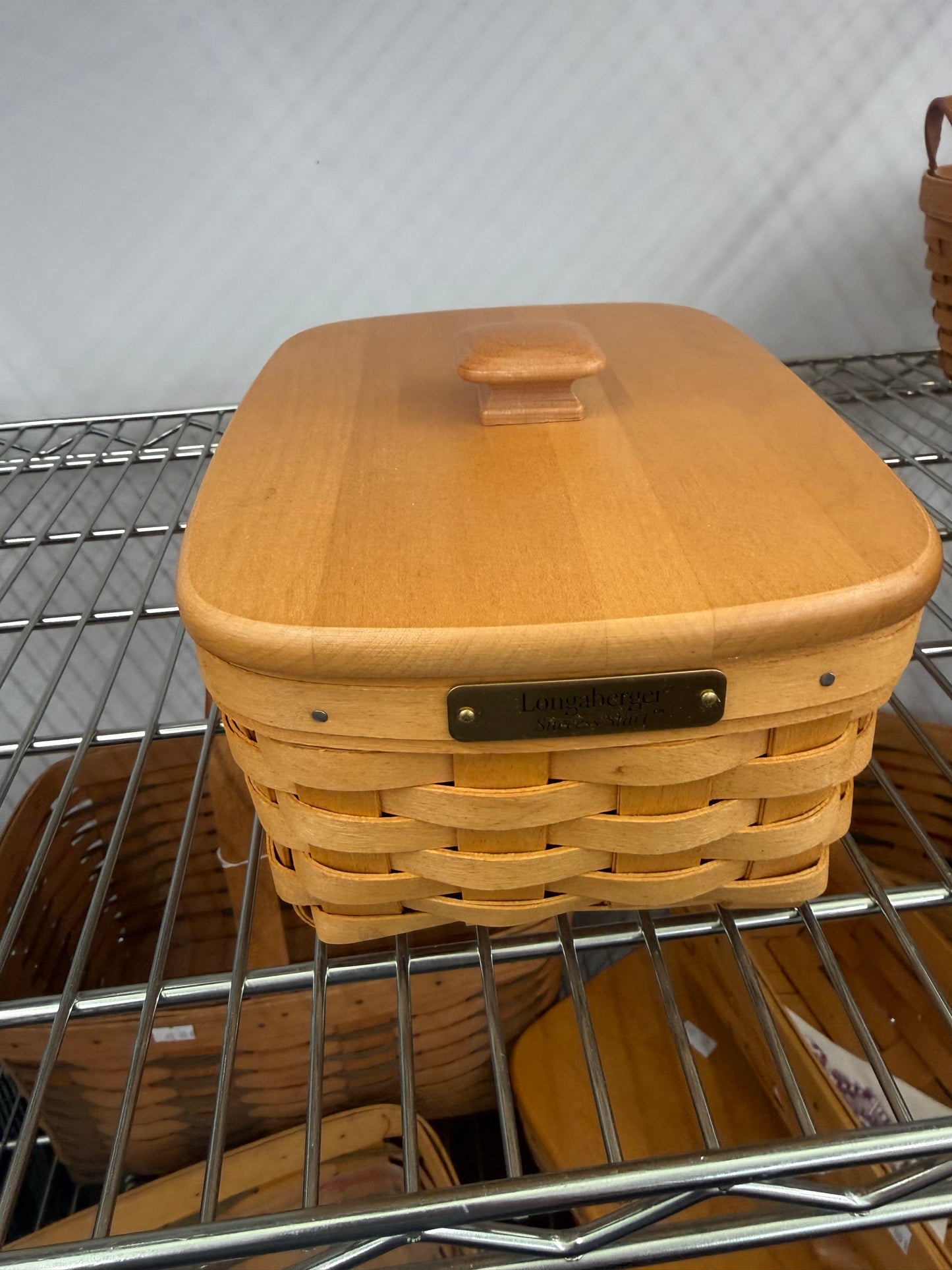 Longaberger success start basket with lid