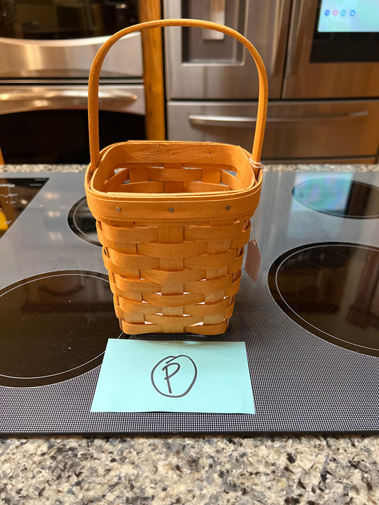 Longaberger medium peg Basket