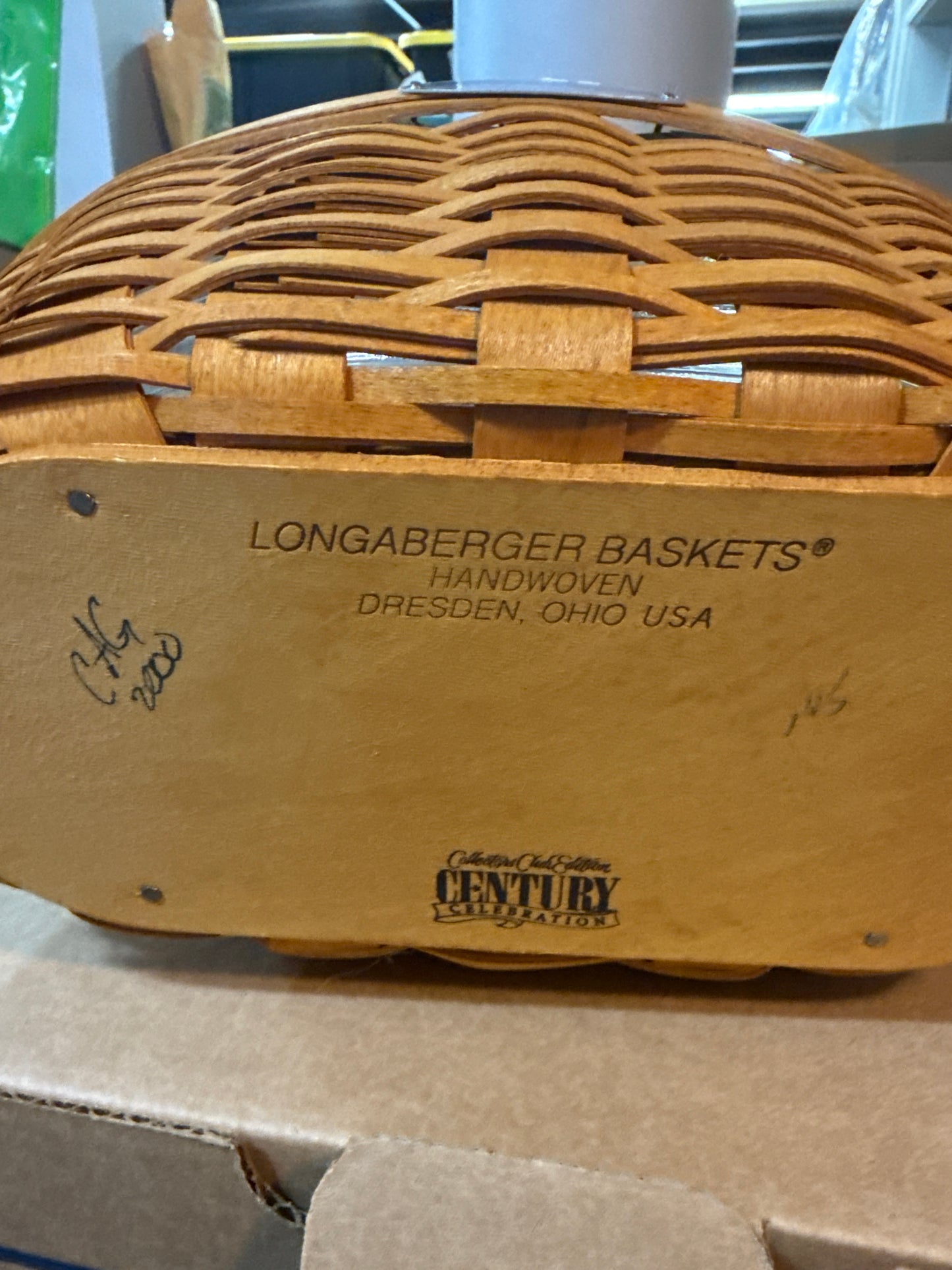 2000 Century basket with liner, protector, tie on, and handle tie