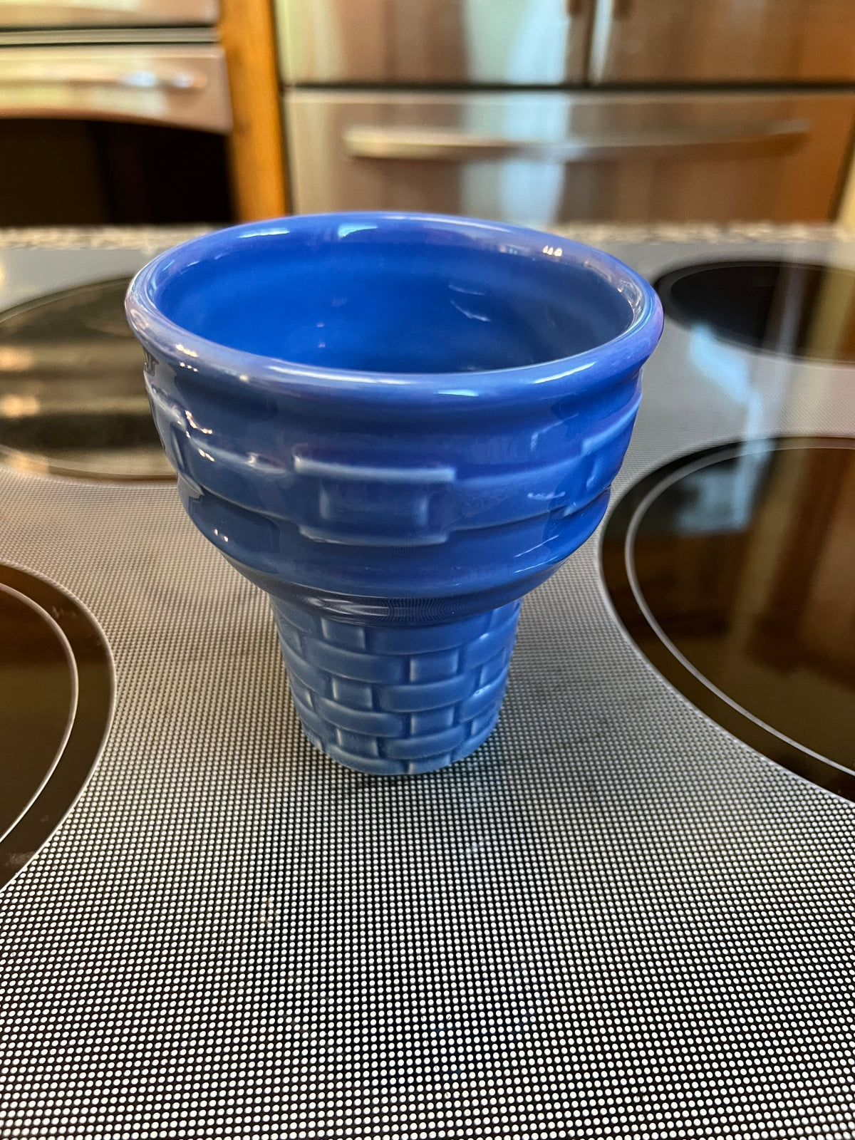 Longaberger ice cream cone dish In cornflower