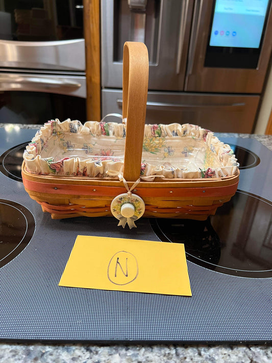 Longaberger 2000 Mother’s Day Basket with Liner, Protector, and Tie On