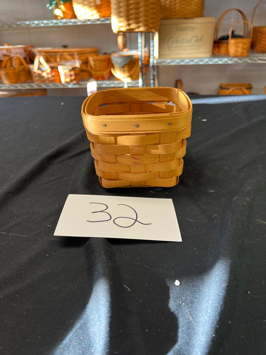 Longaberger teaspoon basket