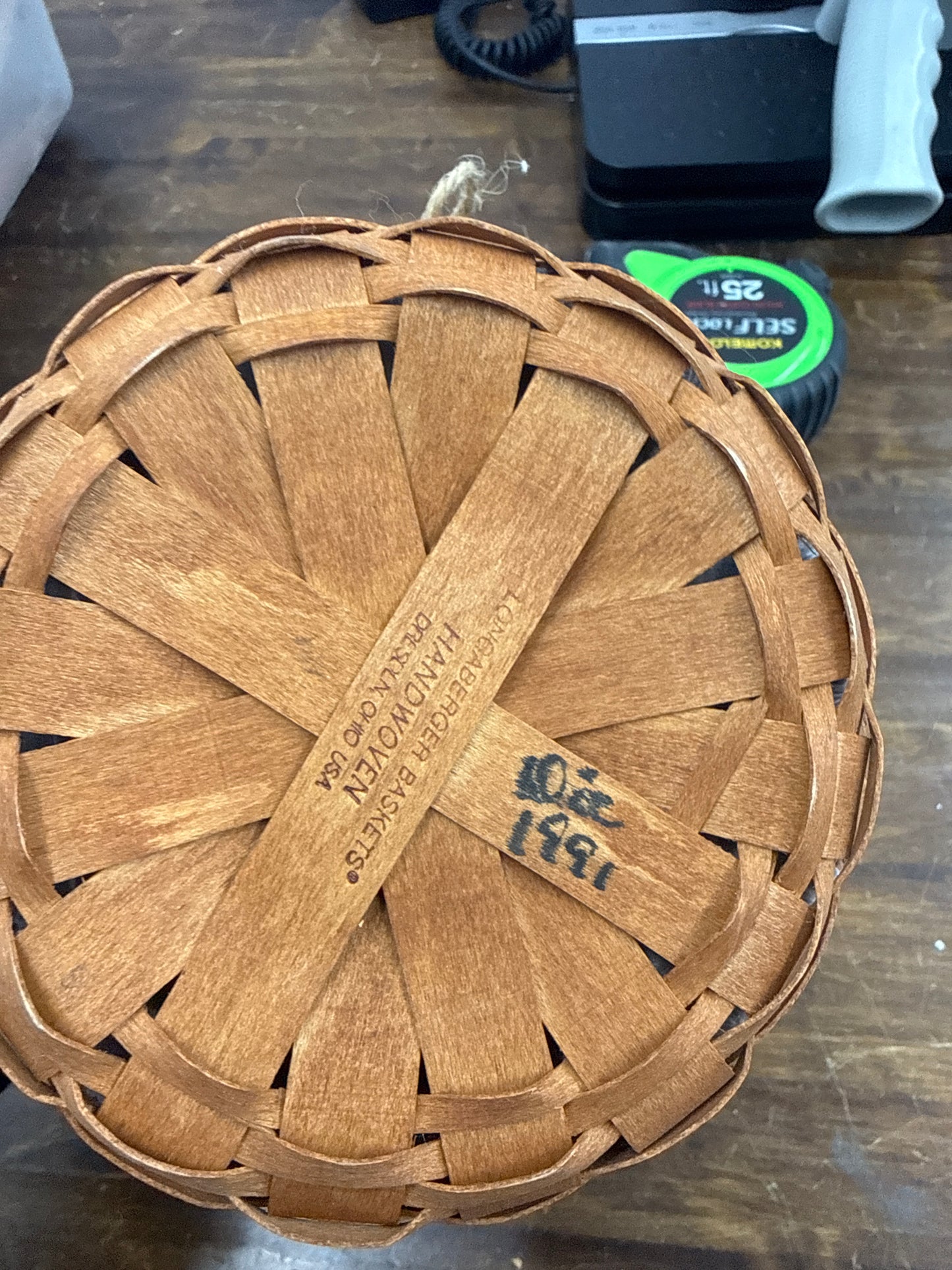 Longaberger discovery basket with liner, protector, and tie on