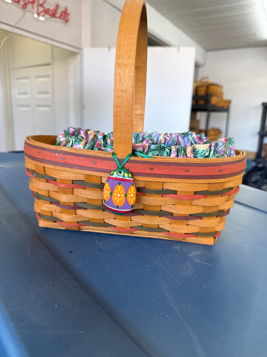 Longaberger 1997 Easter basket with liner, protector, and tie on