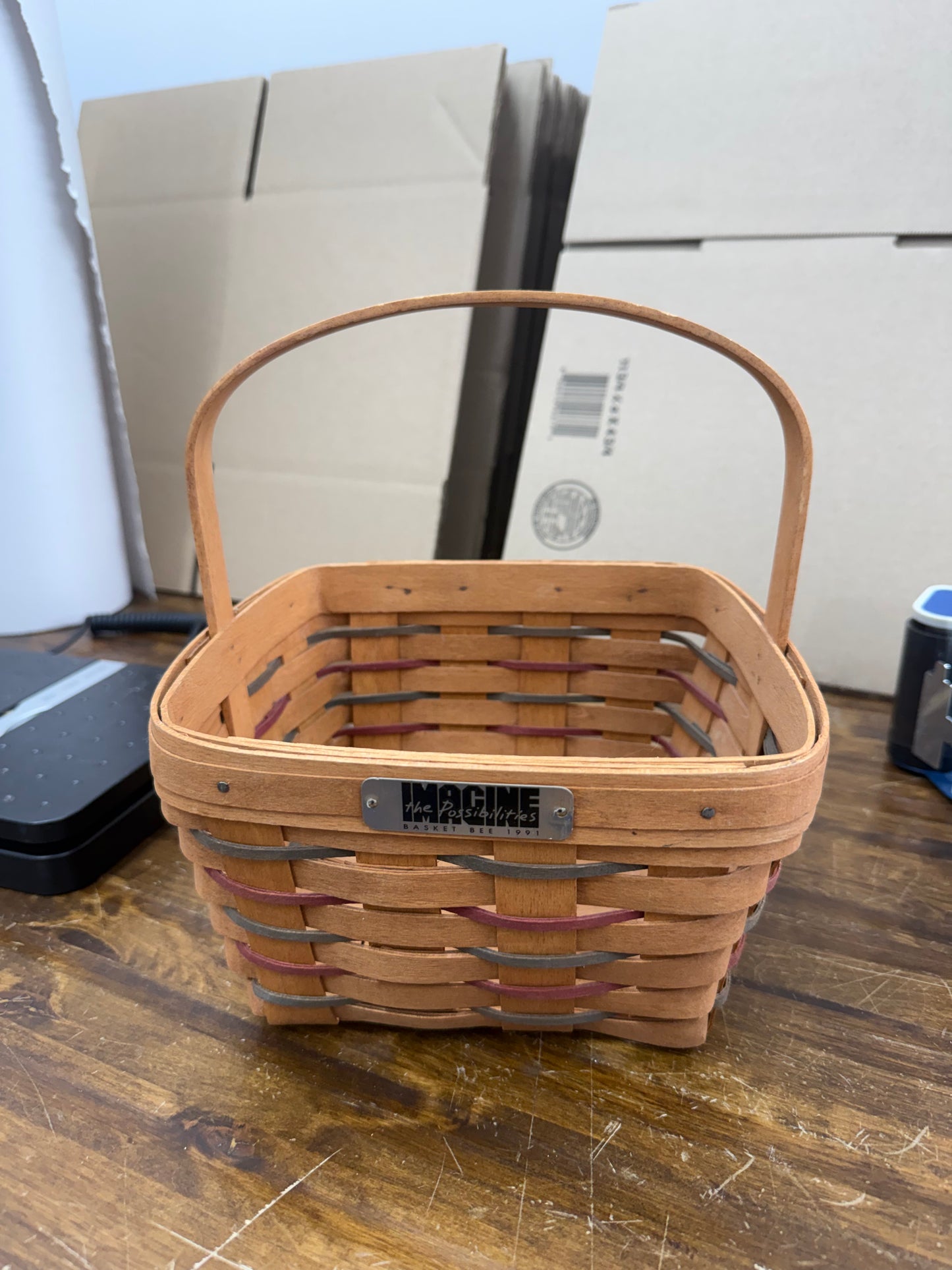 Longaberger 1991 bee basket