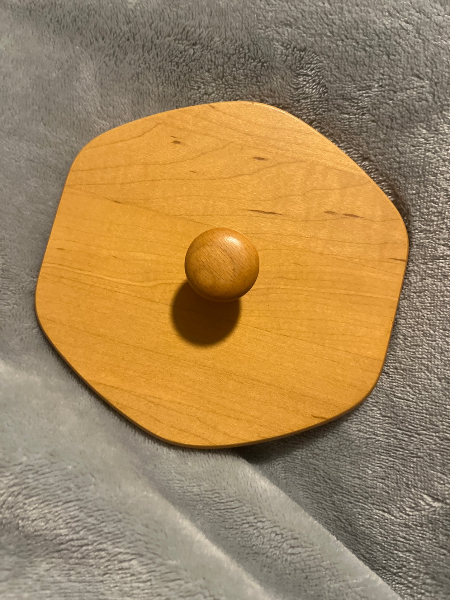 Longaberger 5.25” hexagonal lid