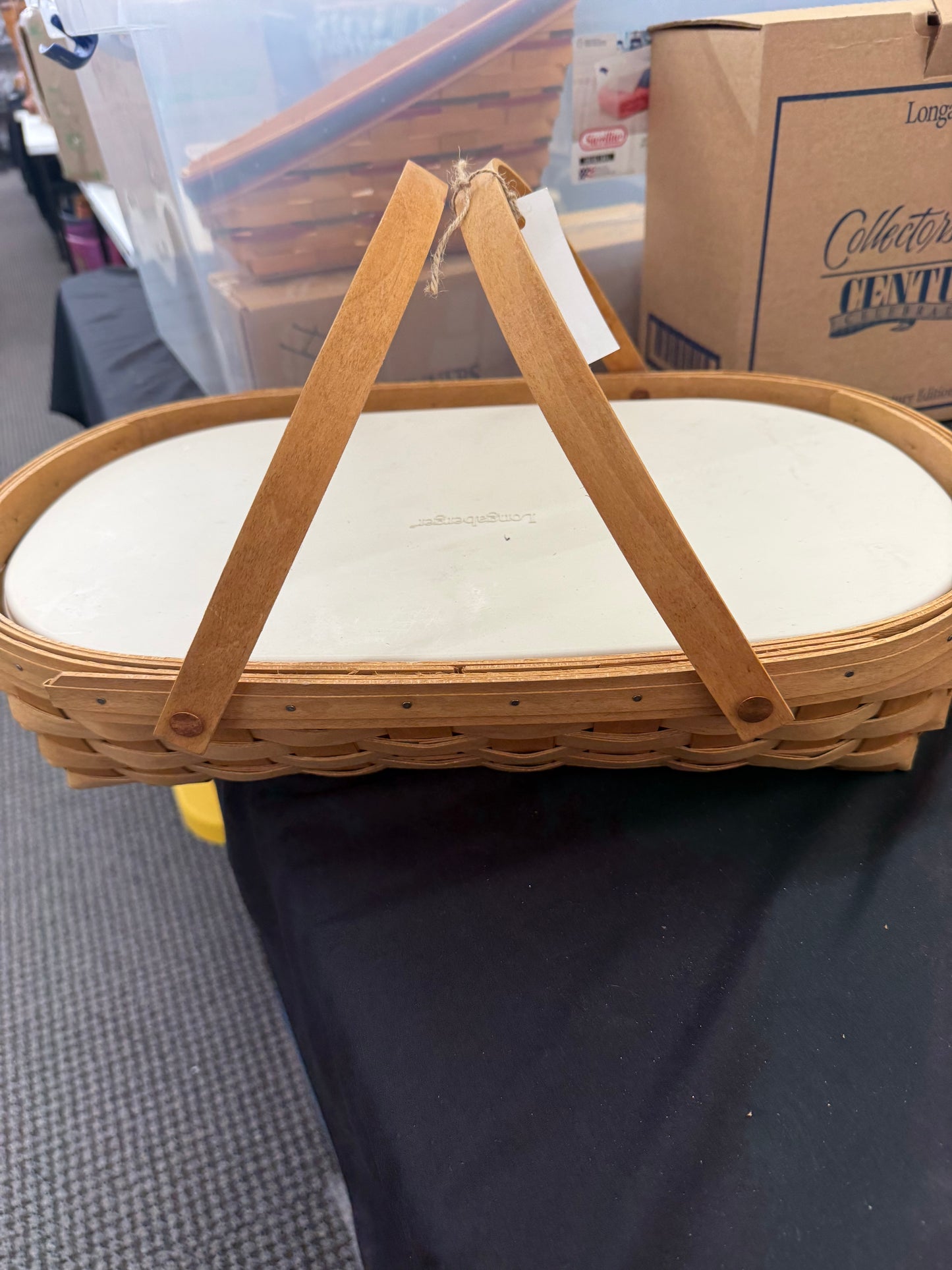 Longaberger medium oval gathering basket with lidded hard protector