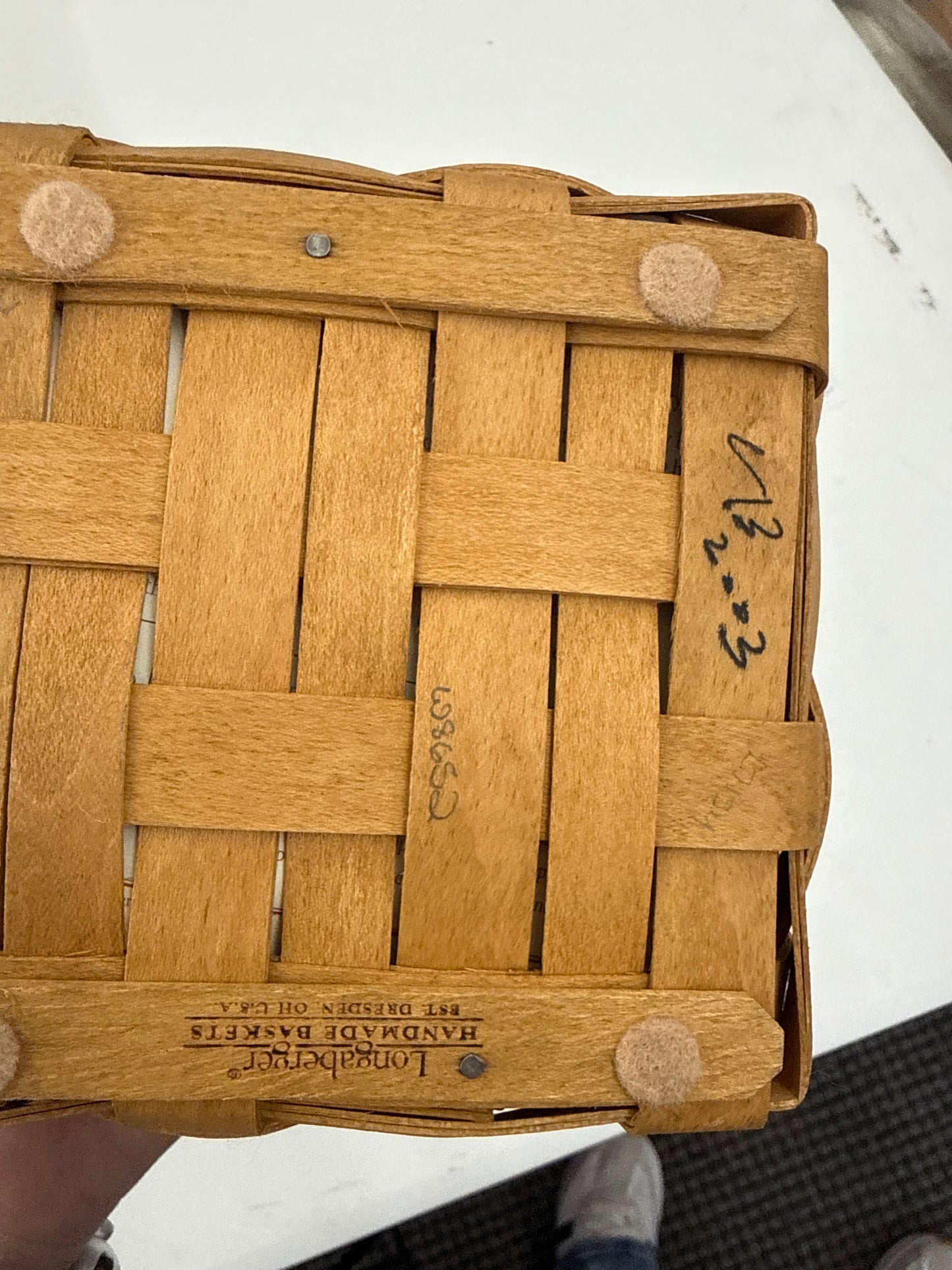 Longaberger 2003 Dresden basket with liner