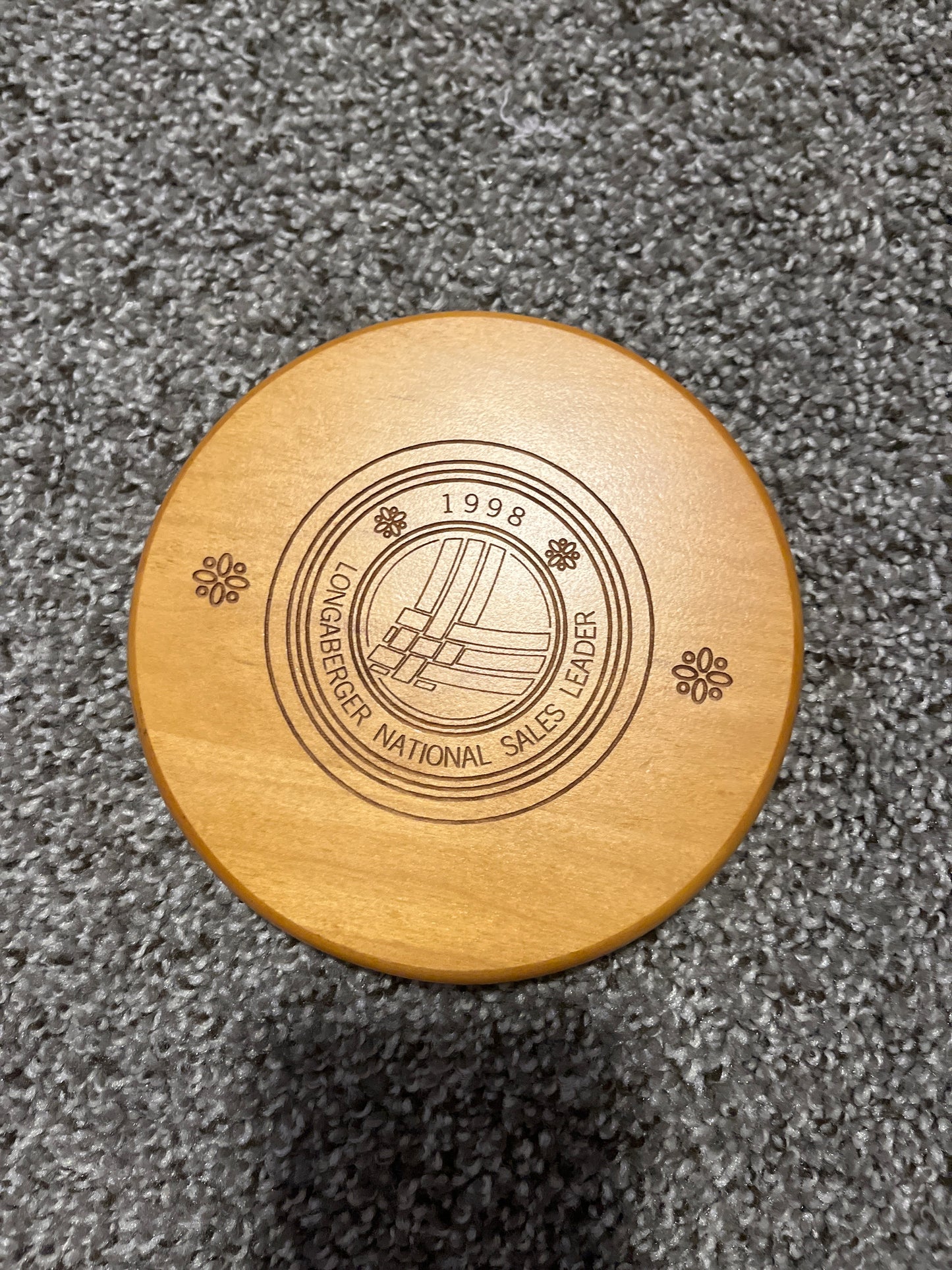 Longaberger 1998 National Sales Leader lid 6” round