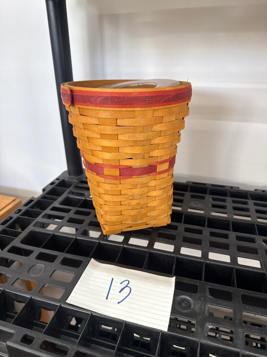Longaberger snap dragon basket with liner and protector