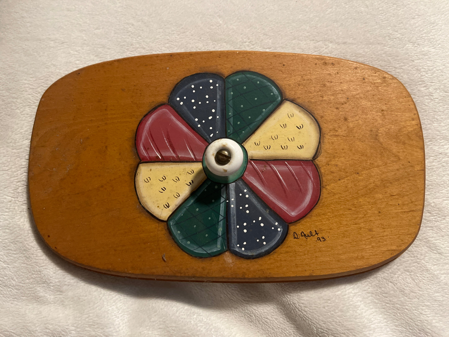 9”x5.25” wooden lid