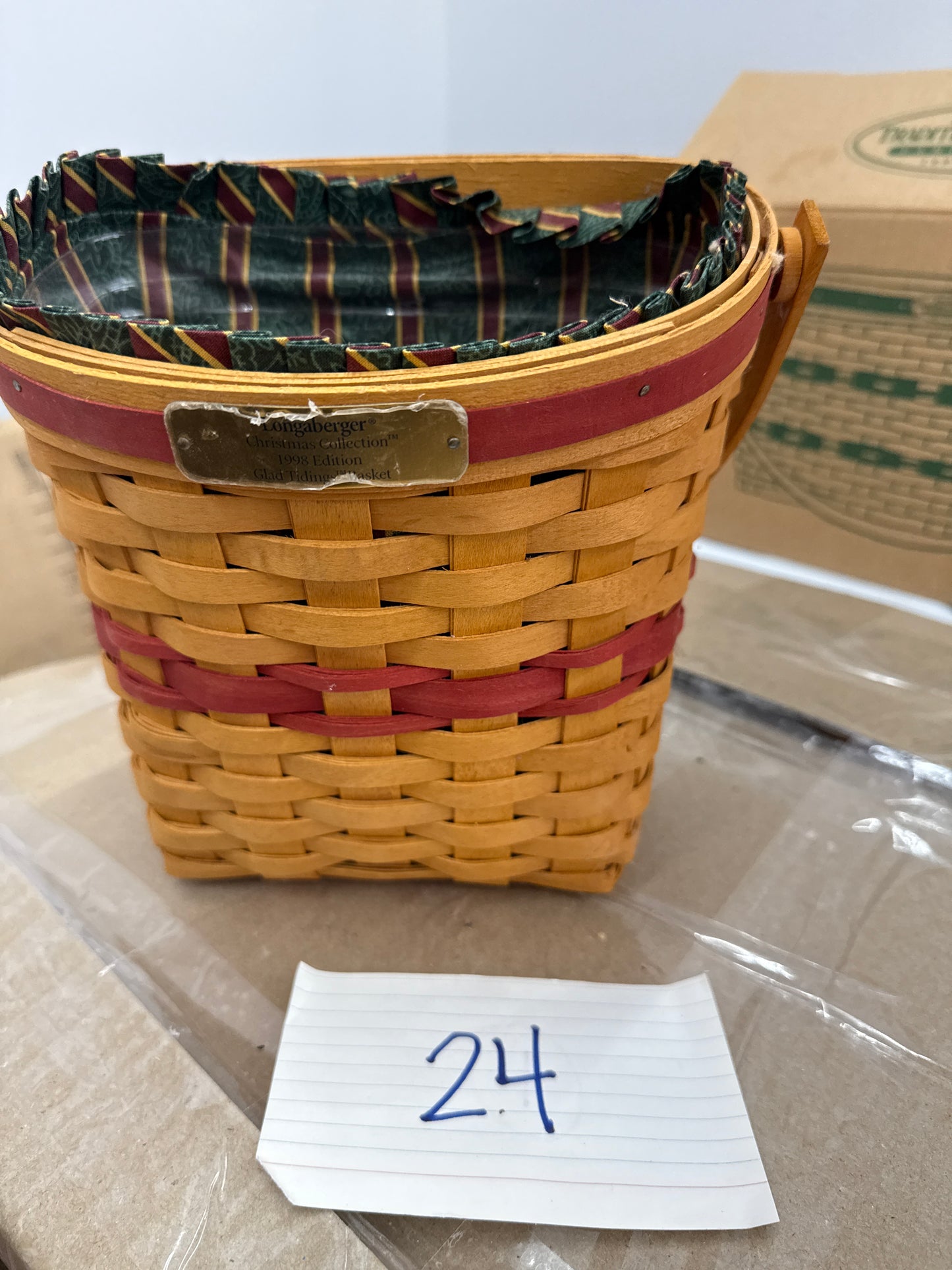 Longaberger glad tidings basket with liner and protector