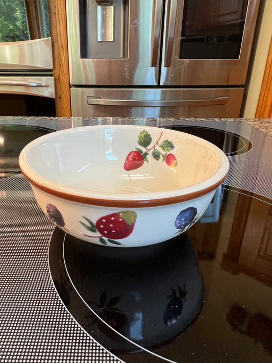 Longaberger Berry bowl