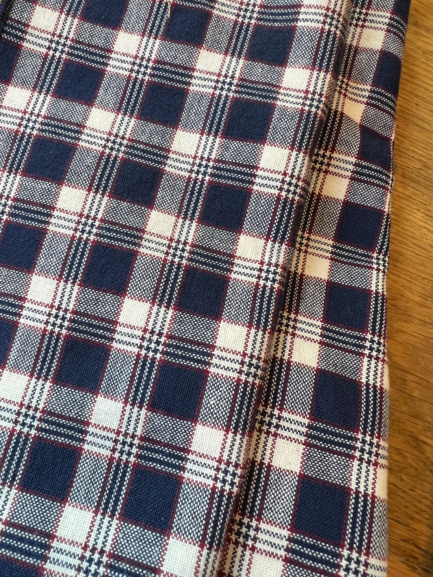 Longaberger set of napkins in Jw plaid