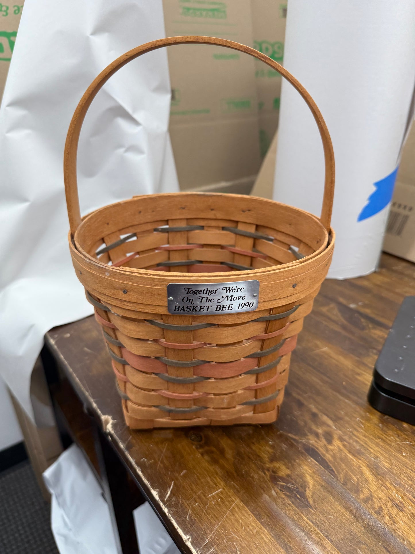 Longaberger 1990 bee basket
