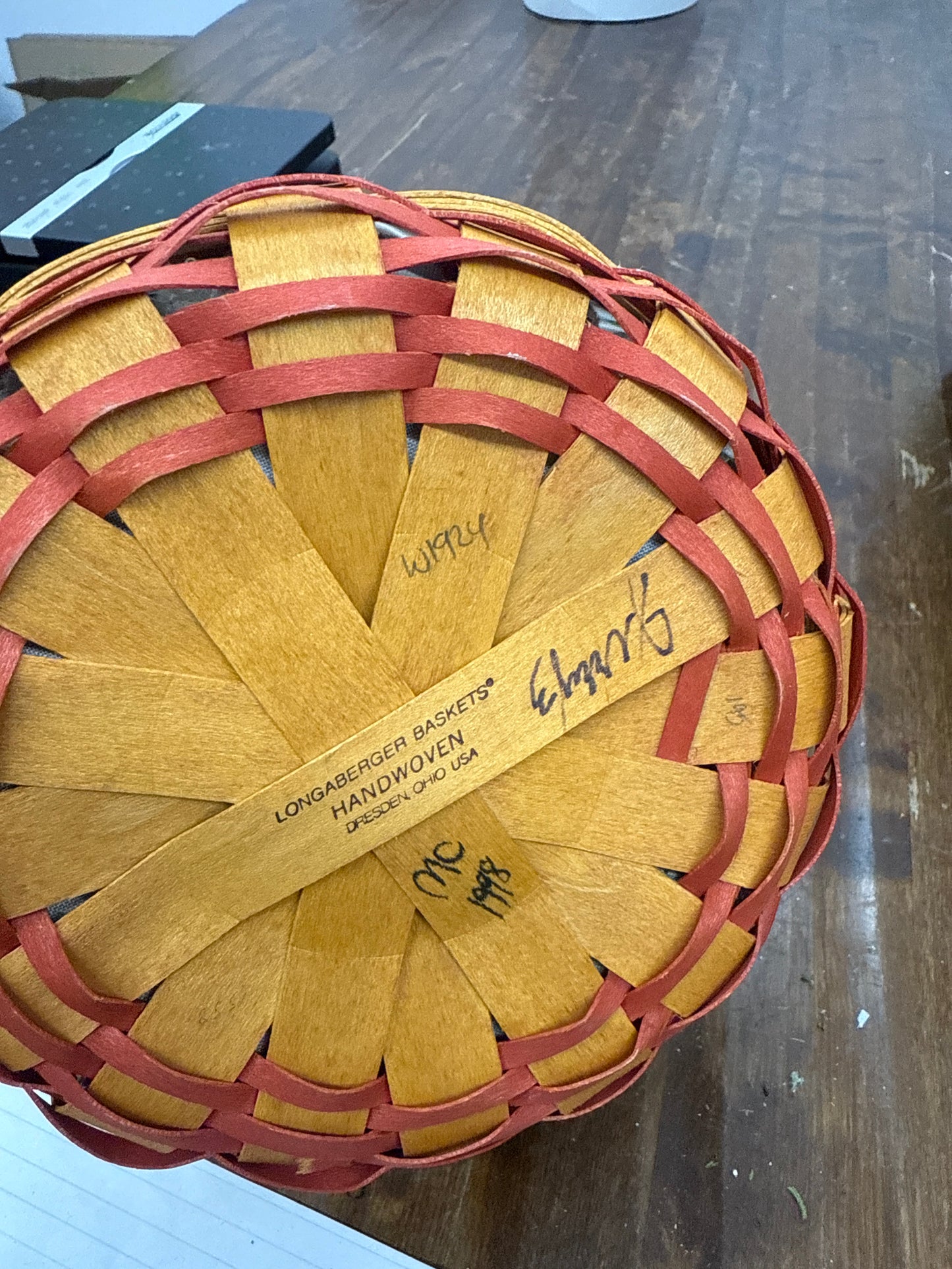 Longaberger 1998 Mother’s Day rings and things basket with liner