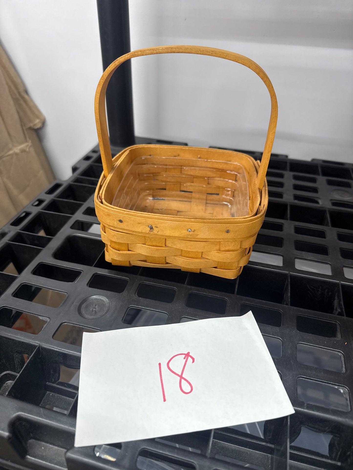 Longaberger tarragon basket with protector