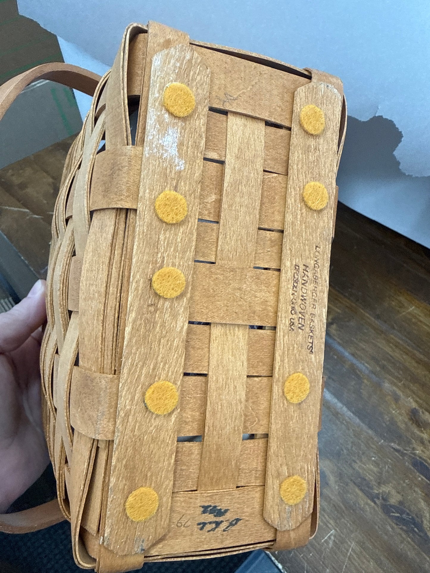 Longaberger 1992 Dresden basket with protector