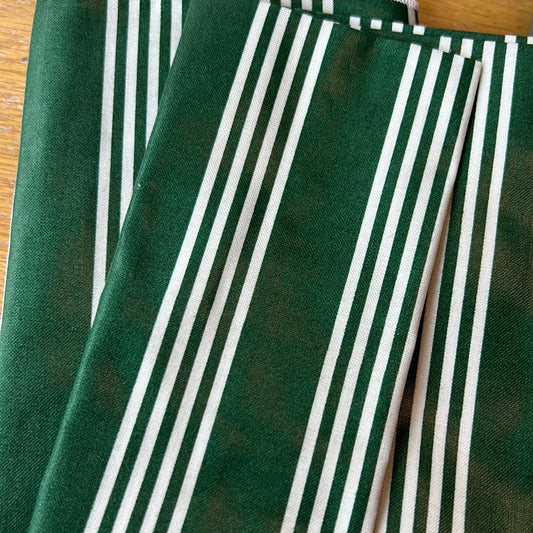 Longaberger hunter green stripe napkin set