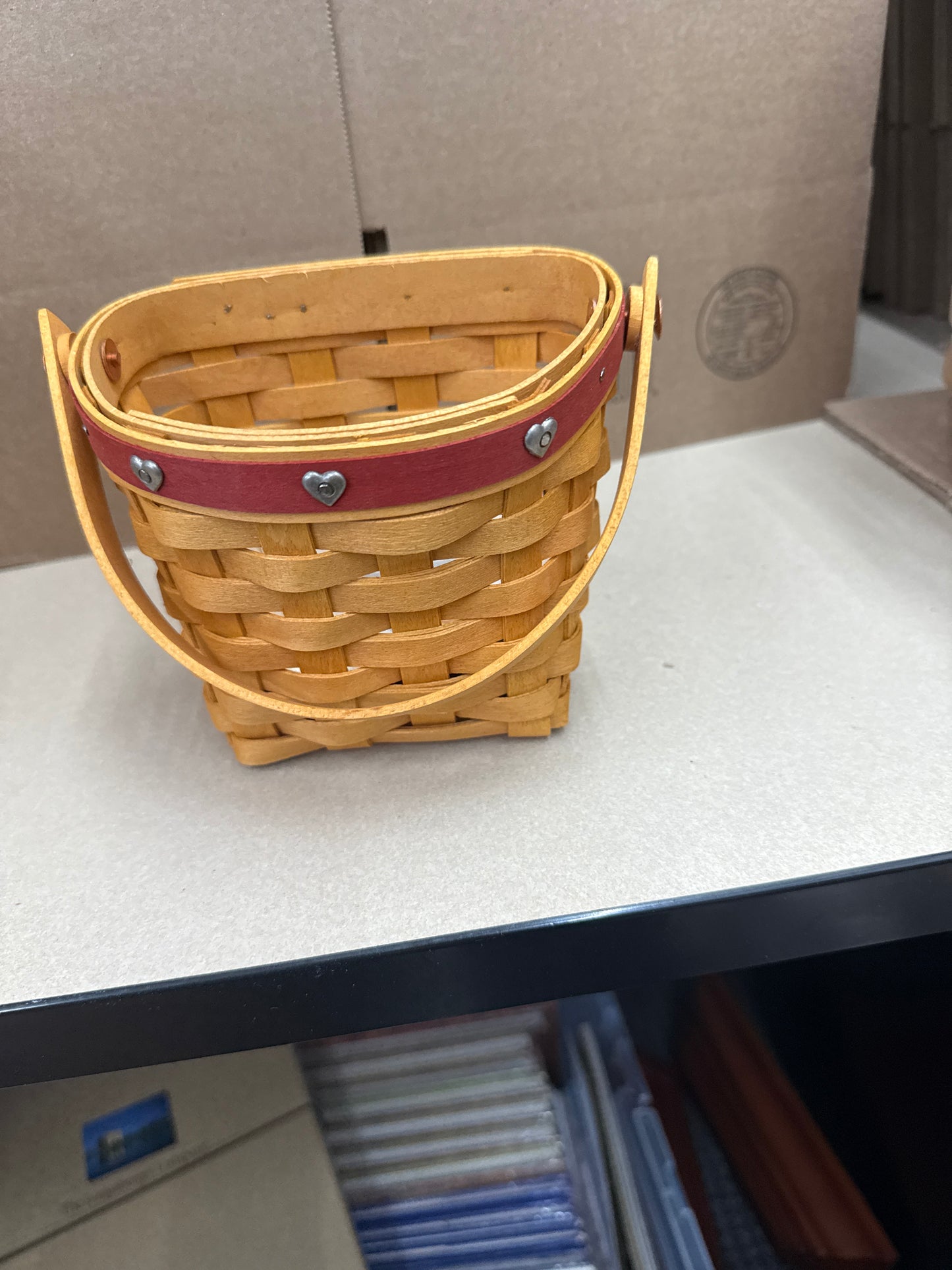 Longaberger sweetheart red love notes basket