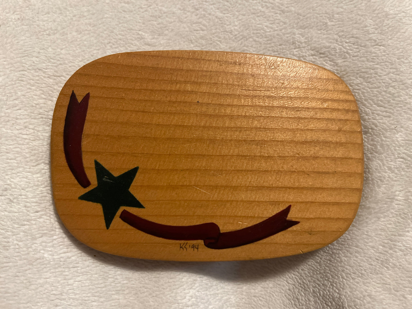 4.75”x3.75” lid - star design