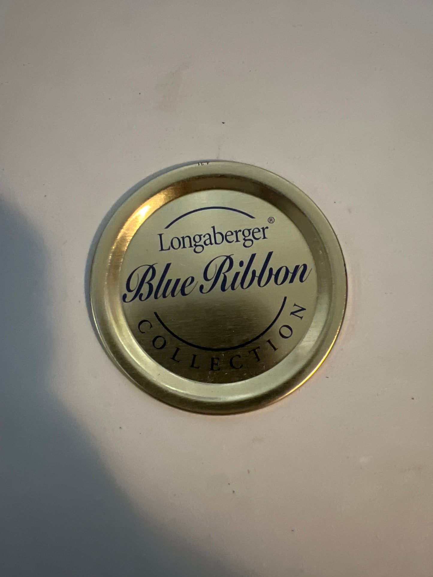 Longaberger canning lids (no ring) have multiple