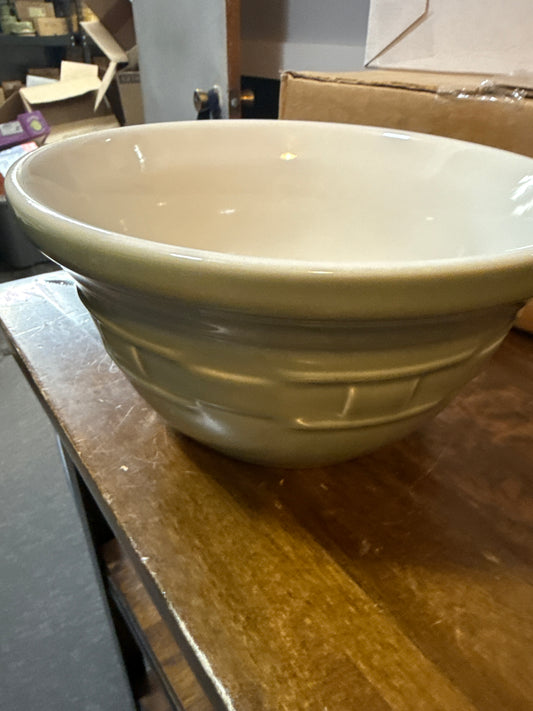 Longaberger small mixing bowl in sage