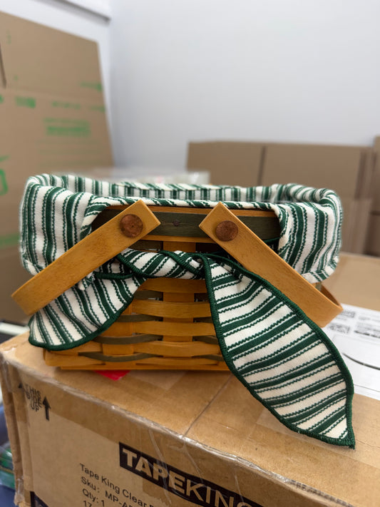 Longaberger picture perfect basket with liner and protector