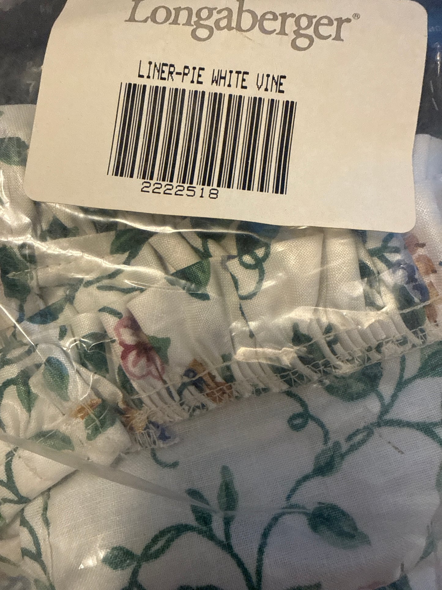 Longaberger pie liner in white vine