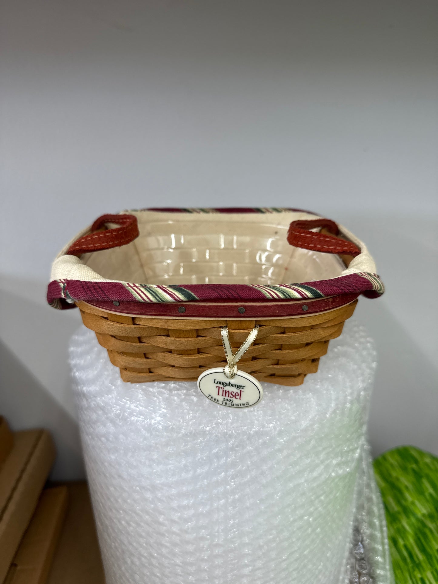 Longaberger tree trimming tinsel basket with liner, protector, and tie on