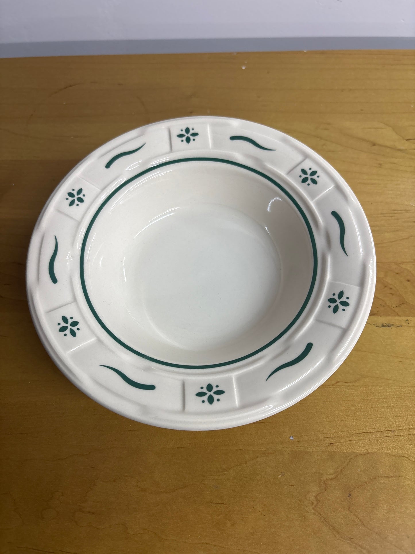 Longaberger 6.5” Rimmed Soup/Salad Bowl in Heritage Green
