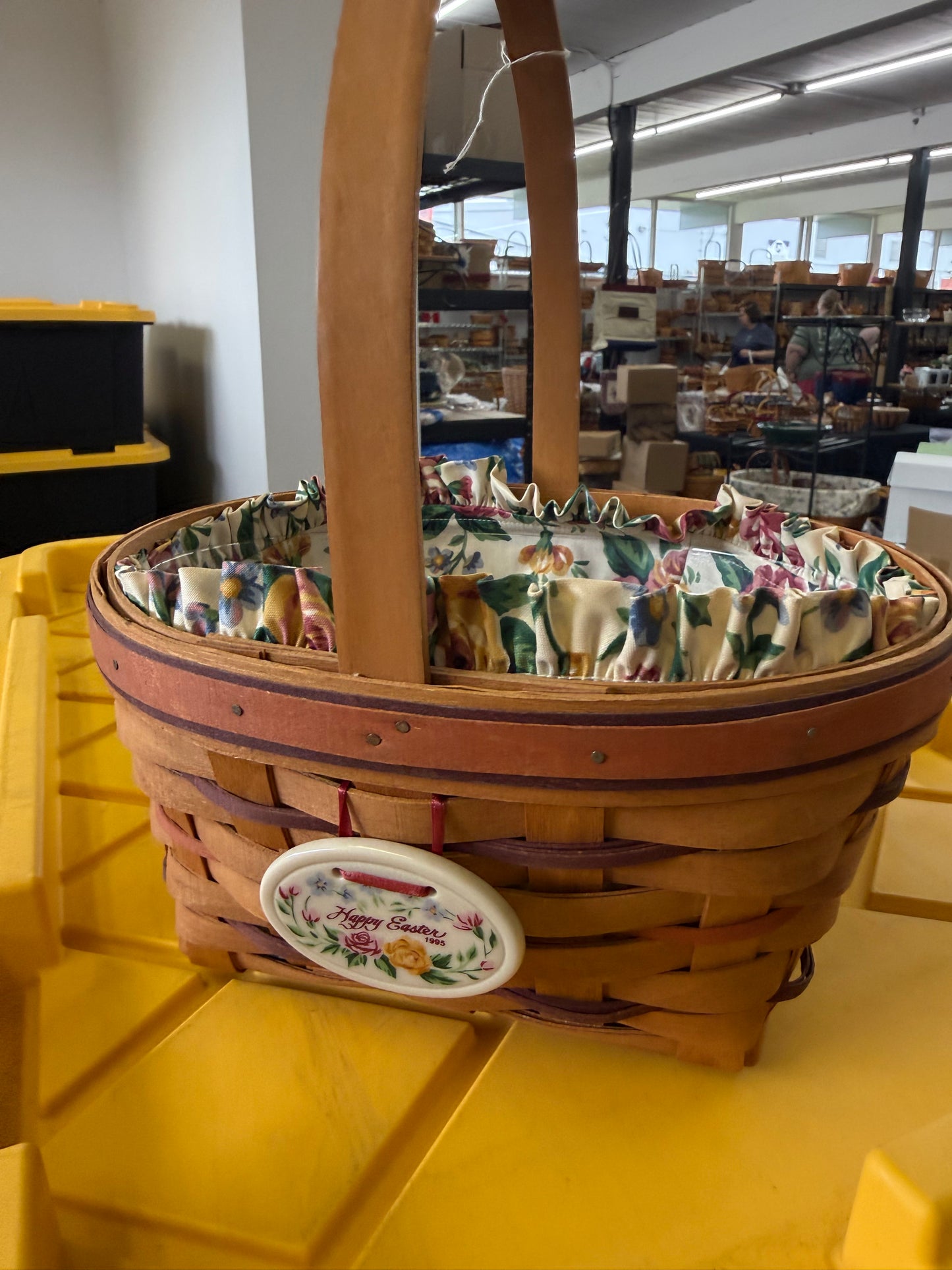 Longaberger 1995 Easter basket with liner, protector, and tie on