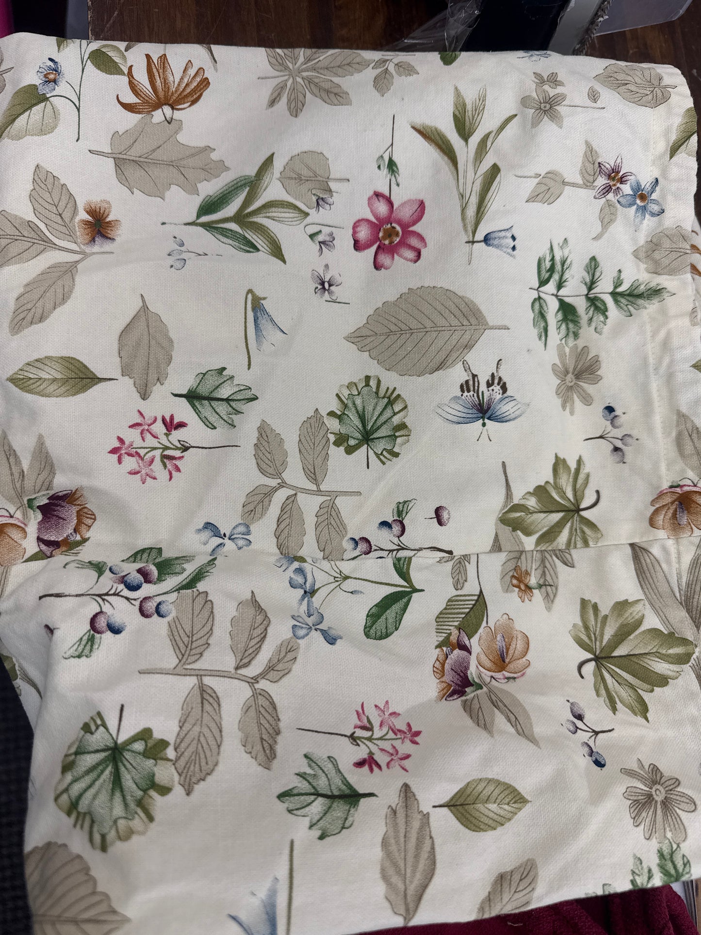 Longaberger lattice hamper liner in botanical fields