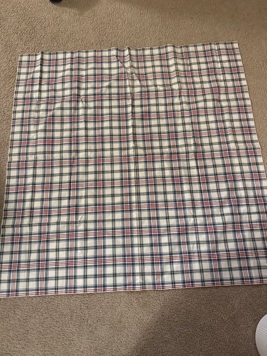 Longaberger 45” square tablecloth/fabric in market day plaid