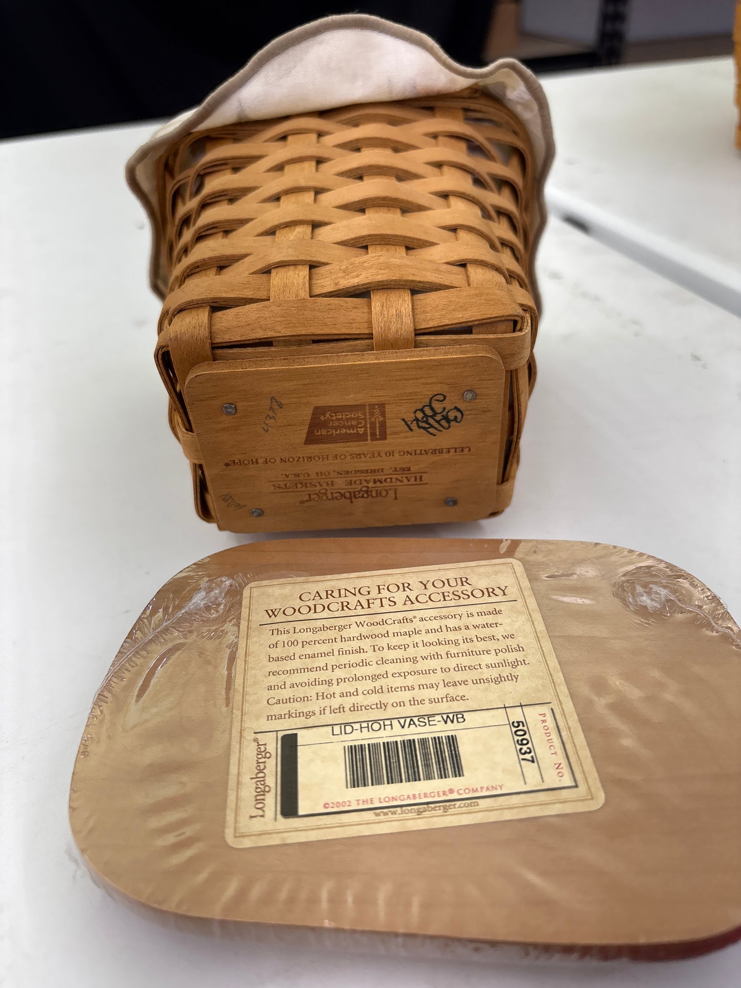 Longaberger 2004 Horizon of Hope basket with liner, protector and lid in warm brown