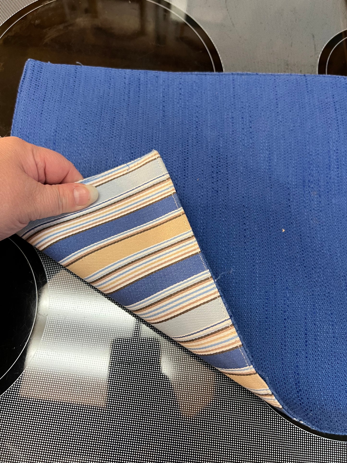 Longaberger reversible placemat in cabana stripe