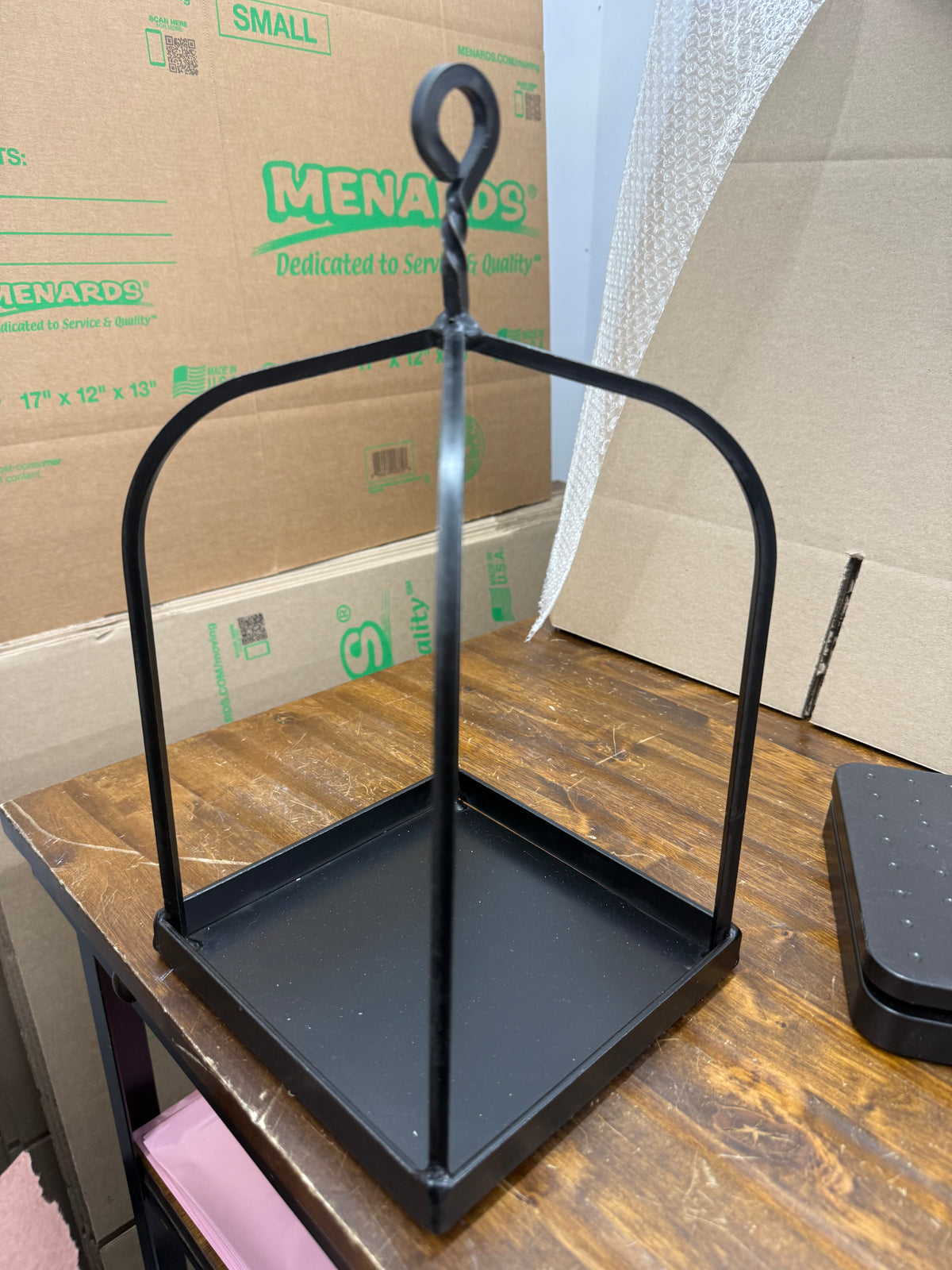 Non Longaberger wrought iron candle holder / centerpiece / decor