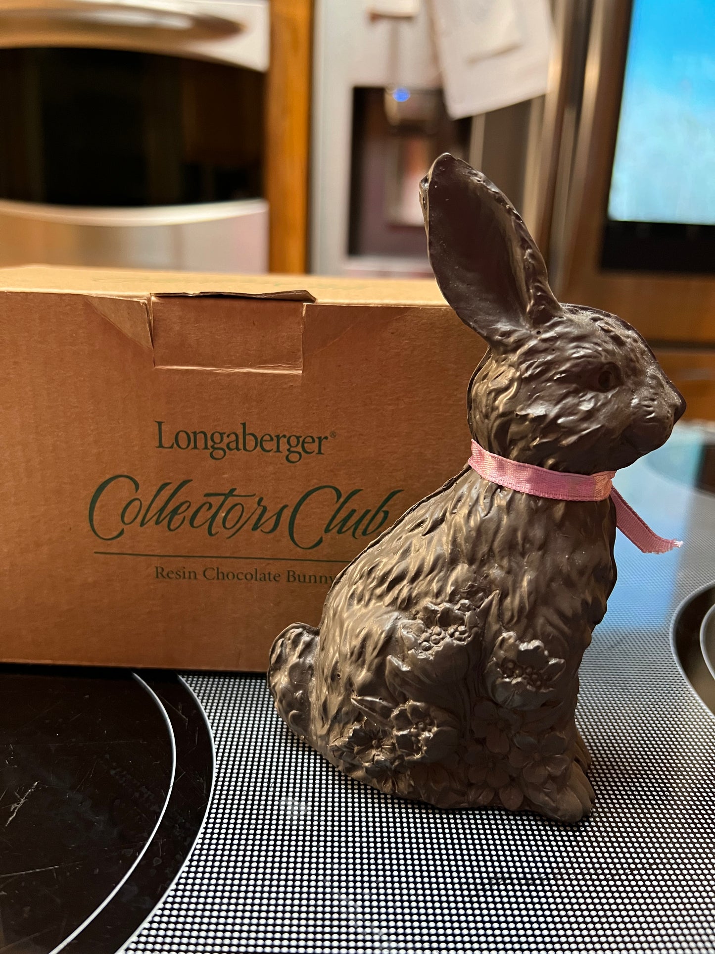 Longaberger Collectors Club Chocolate Resin Bunny