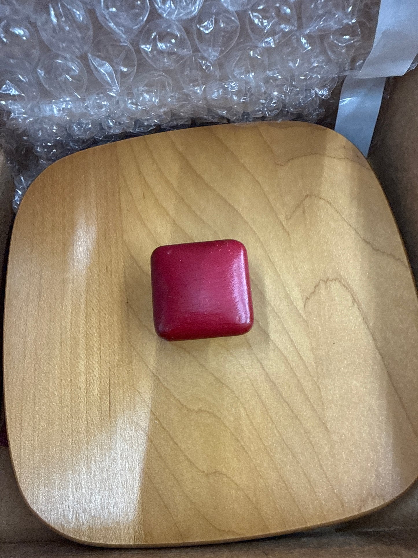Longaberger let it snow lid with red knob