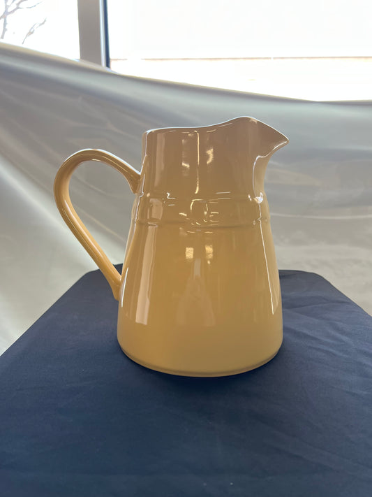 Longaberger Cottage Pitcher in Butternut