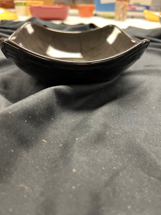 Longaberger small wave bowl in ebony