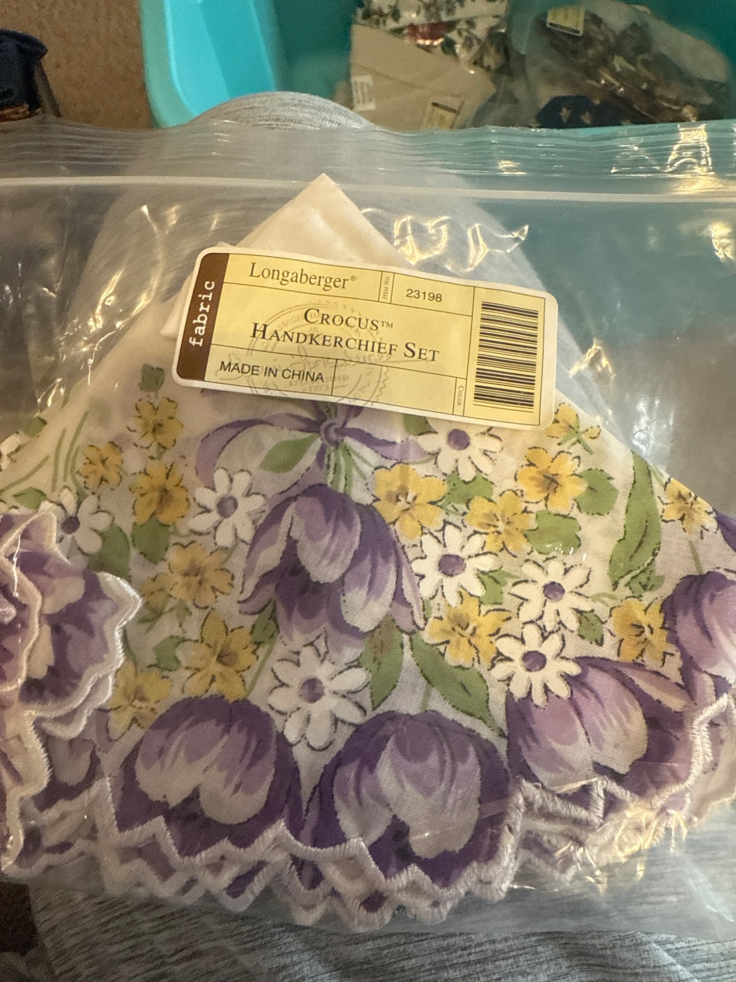 Longaberger crocus handkerchief set