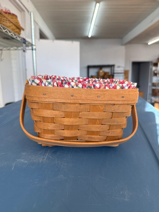 Longaberger large berry basket with liner and protector