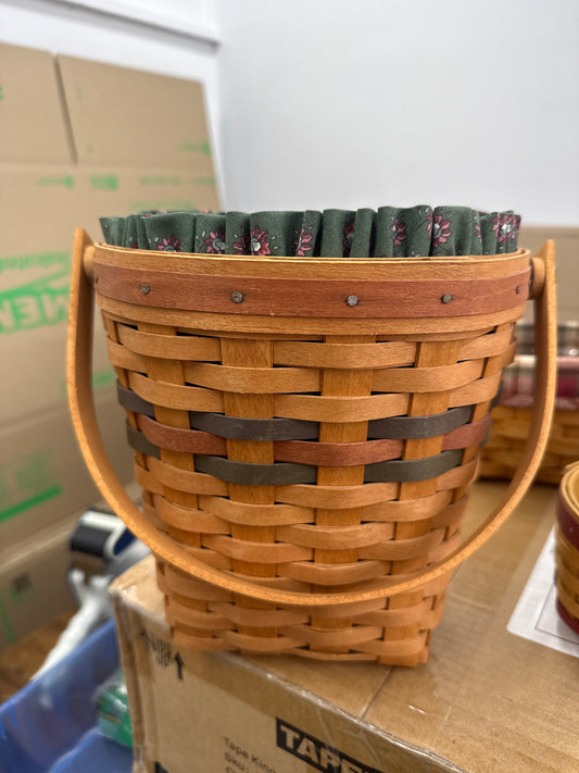 Longaberger harvest basket with liner and protector