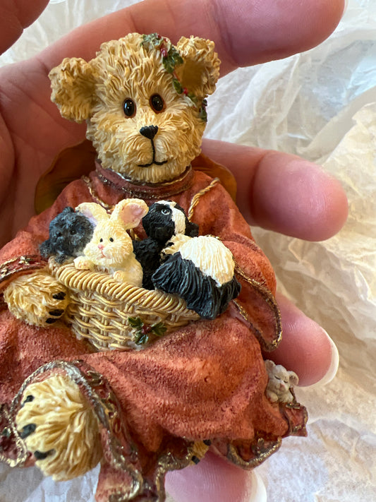 Boyd’s bears and friends figurine Irish blessing.