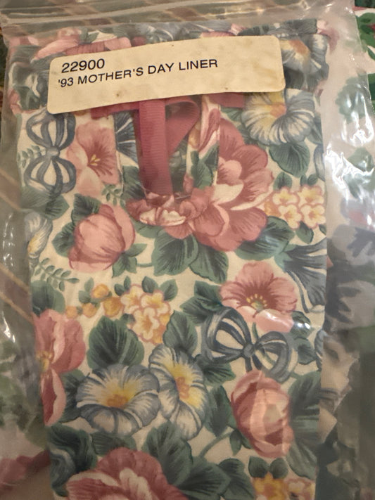 Longaberger 1993 Mother’s Day liner in Mother’s Day