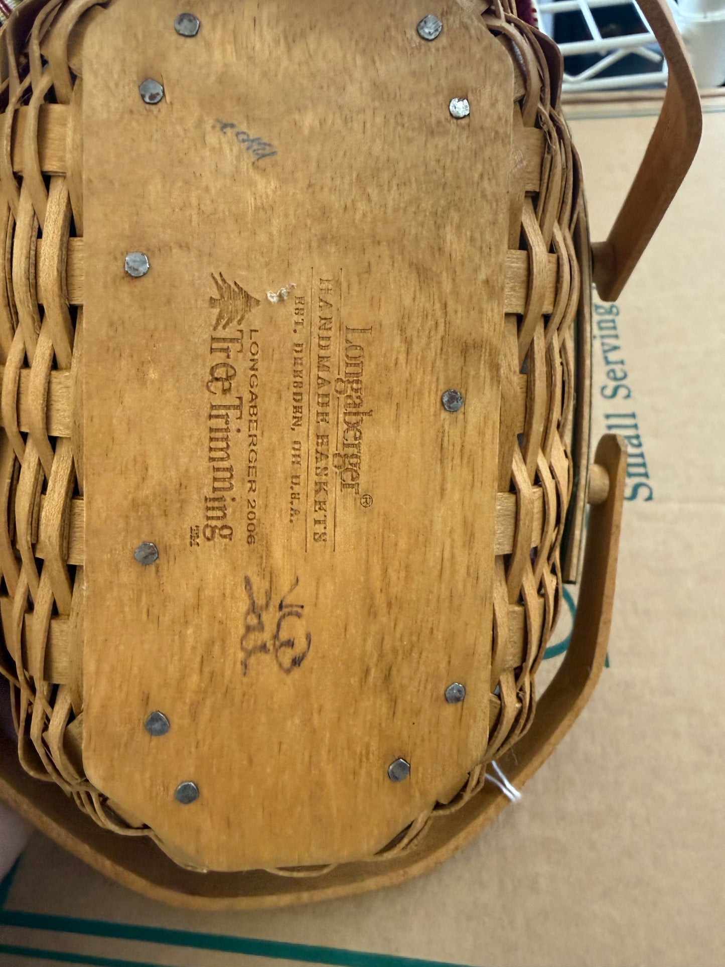 Longaberger tree trimmings nature’s berry basket with liner, protector, and tie on