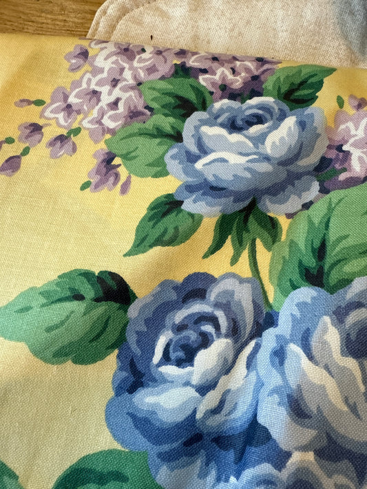 Longaberger yellow flower 24x24 fabric square