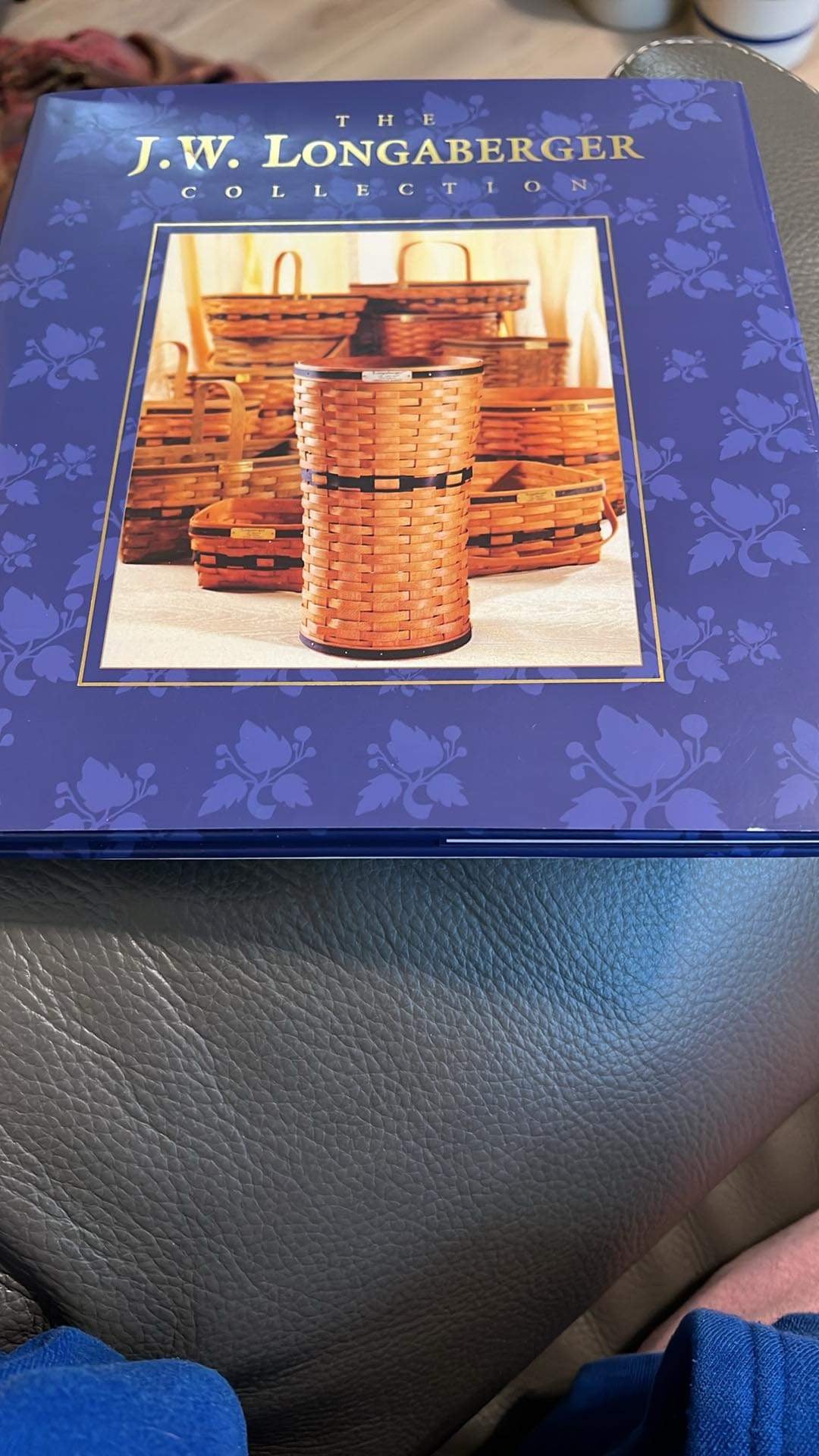 The JW Longaberger Collection Book Bonkers 4 Baskets